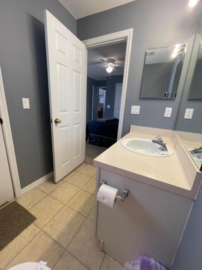 3 Bedroom With Poolside Cinema And Games Close To Theme Parks Sleeps 6 2 * Orlando